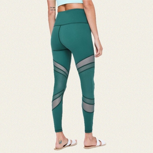 Lululemon Seek The Heat Tight 28â - Picture 3 of 8
